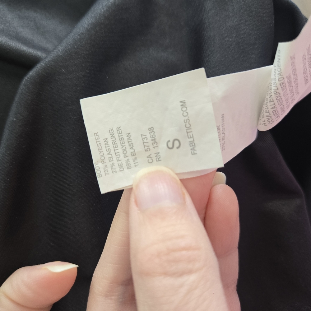 Fabletics Black Shine Sports Bra Size Small - Picture 7 of 7